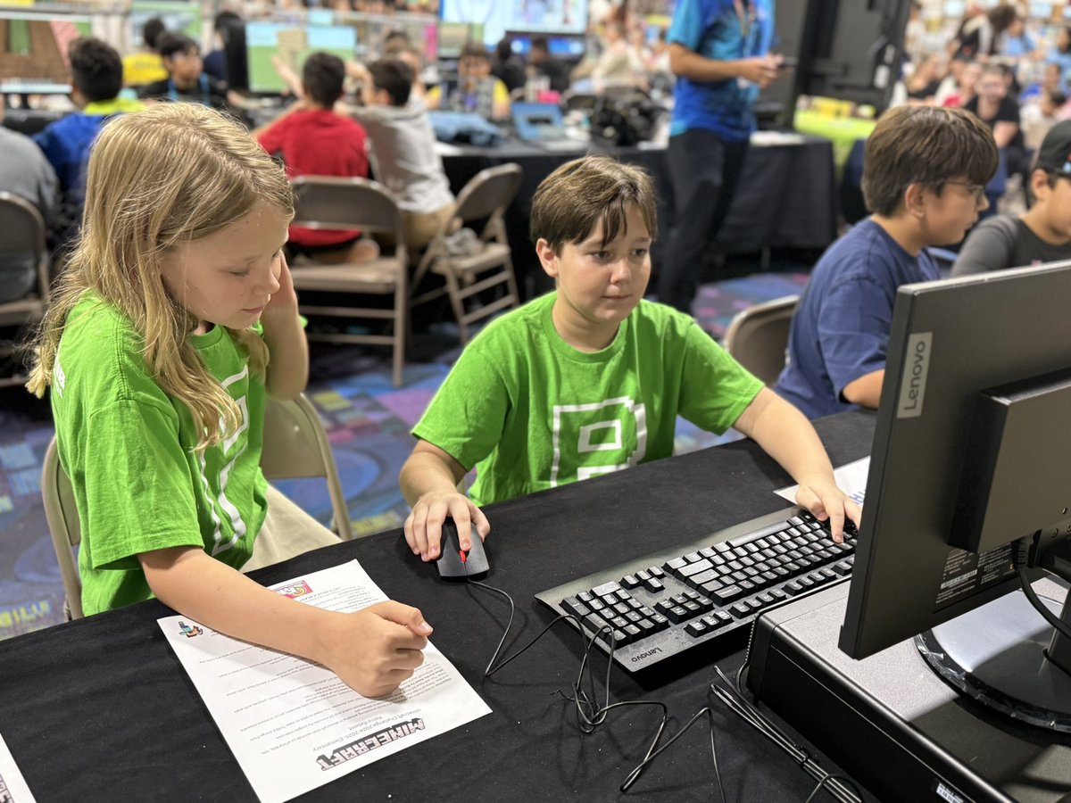 iLearnMDCPS's tweet photo. 🚀 The excitement continues at the #DIGICON Arena at the @miamiyouthfair! More thrilling tech challenges, innovation, and hands-on experiences are ahead—don’t miss out! 👾💻
@iLearnMDCPS @inst_technology @MDCPS @SuptDotres #YourBestChoiceMDCPS https://t.co/mT52ojFoqn