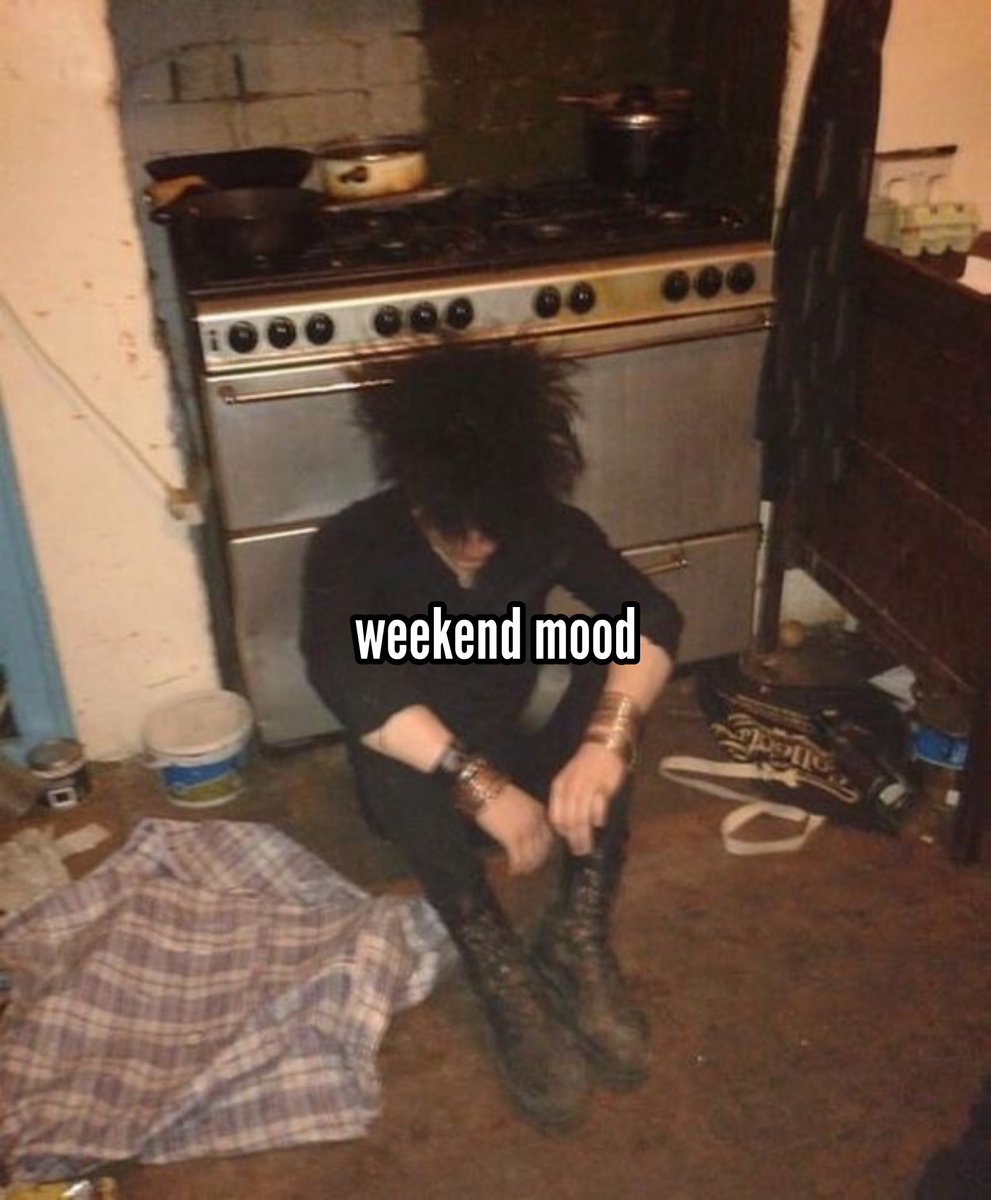 goth_videos's tweet image. 