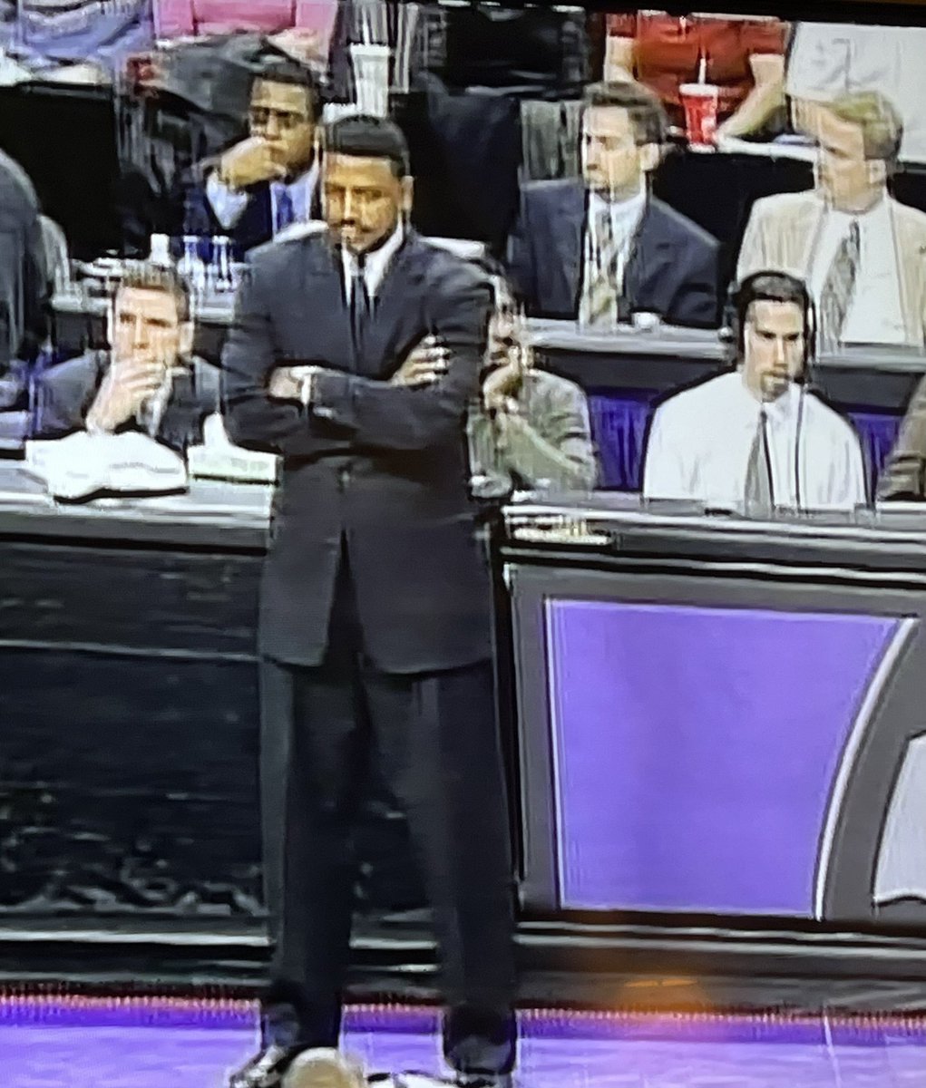 #FlashbackFriday to Feb. 27, 2000 today on NBA TV Canada when Vince Carter scored 51 to lead <a href="/Raptors/">Toronto Raptors</a> to 103-102 win vs Phoenix on NBC. Great to be working press row (R) w/ Ahmad Rashad <a href="/NBATVAhmad/">Ahmad Rashad</a> (L), Matt Akler (C), &amp; <a href="/davehaggith/">Dave Haggith</a> (lower left). Raps 1st game on national US tv.