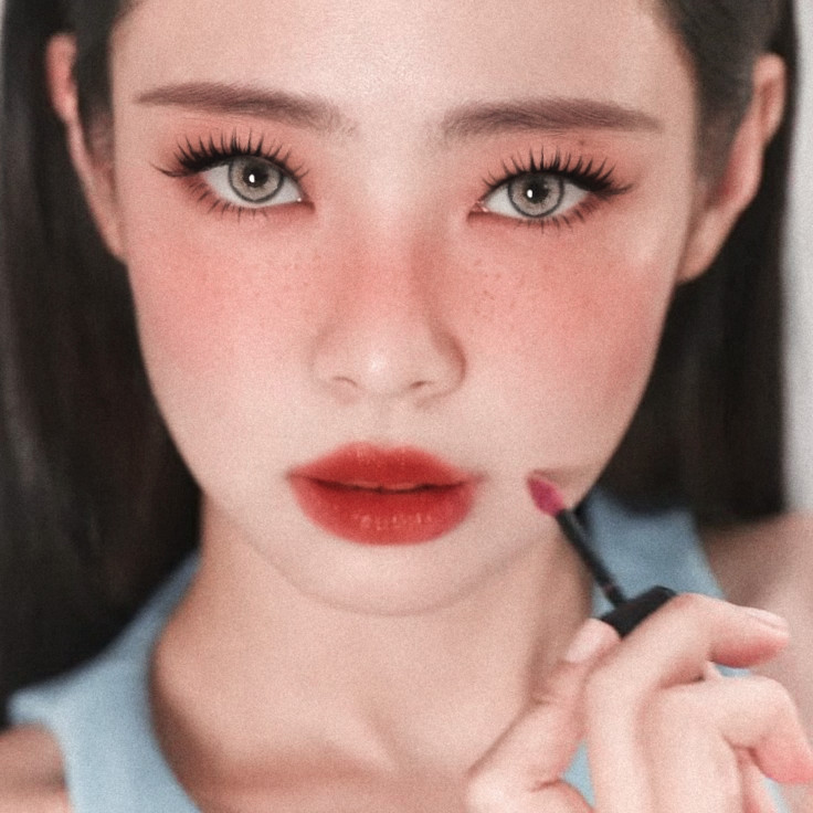 floretereo's tweet image. ⠀⠀⠀
⠀⠀⠀⠀⠀bluegirl.⠀ ☆ 
⠀