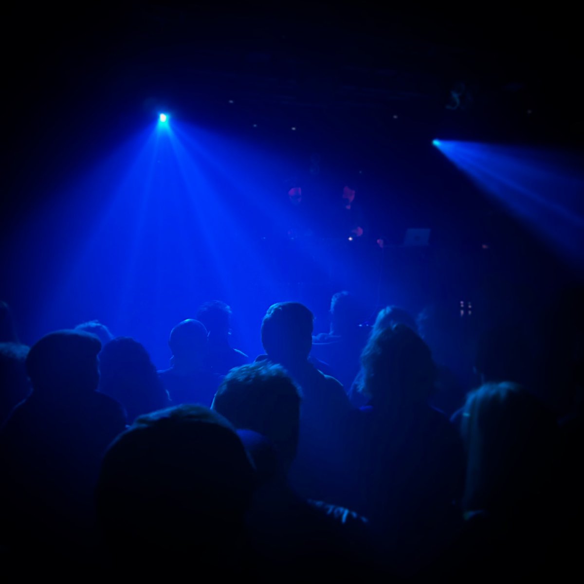 Daniel Pietersen (@pietersender) on Twitter photo Live @ The Liquid Room (The Orb, 2025)
#NowListening #TheOrb #AdventuresBeyondTheUltraworld Live @ The Liquid Room (The Orb, 2025)
#NowListening #TheOrb #AdventuresBeyondTheUltraworld