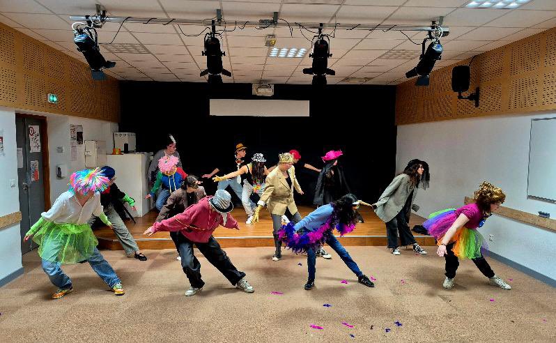 lycée Vincent d’Indy tweet media