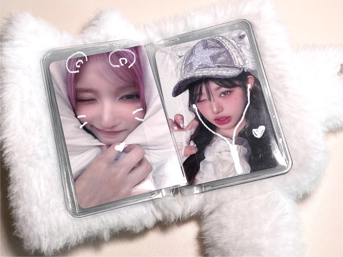 #rt 나눔합니다 ๑⃙⃘´༥`๑⃙⃘ಣ

포카 포함 ❌ 착용샷 ✅
참저삭 35rt 💡