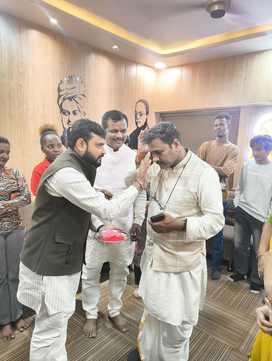 AnshulVidyarthi's tweet photo. समरसता का पर्व होली की आप सभी को बहुत बहुत शुभकामनायें।
    @Abvp4Awadh की होली। https://t.co/baHFWz8c3K