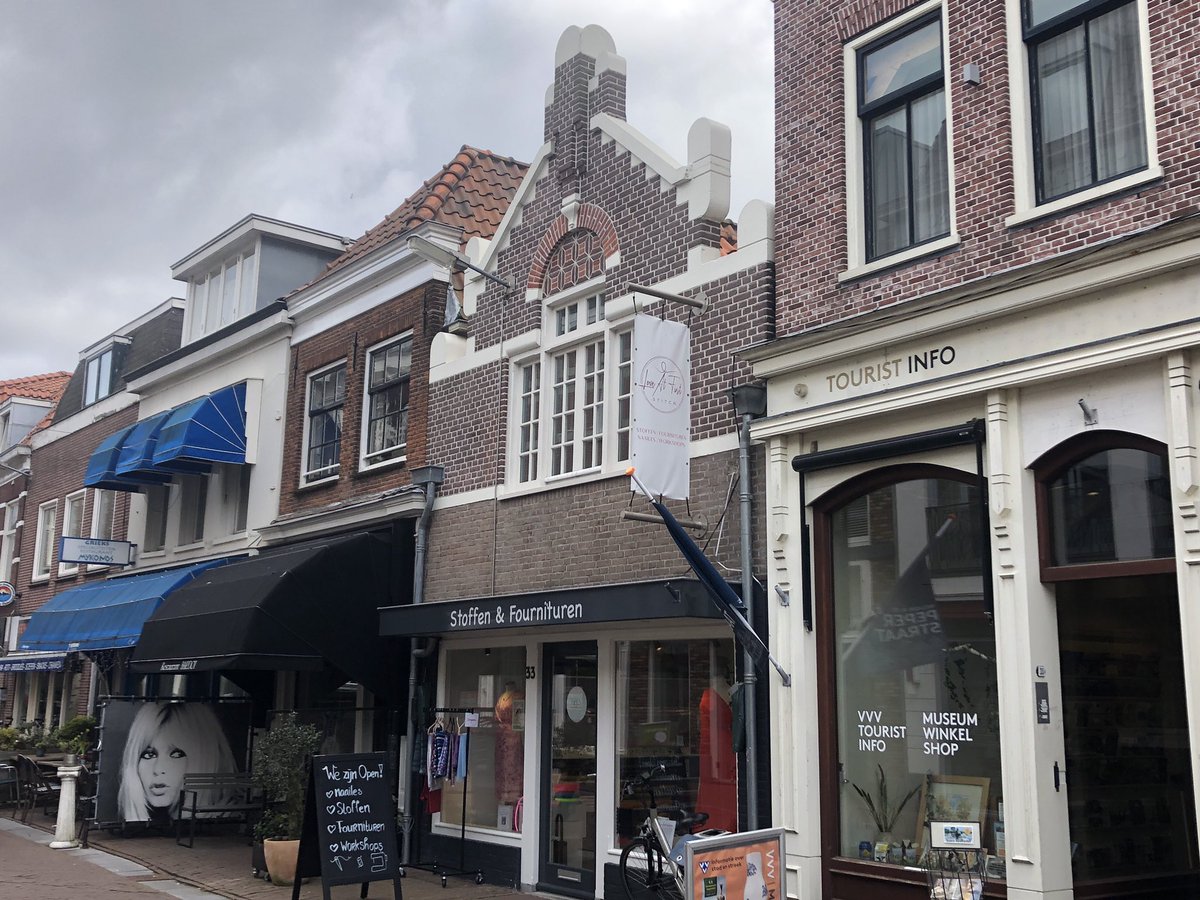 Purmerend - een winkelpand in de Peperstraat met familiegeschiedenis. #purmerend #waterlandsarchief #genealogie #verborgenverleden