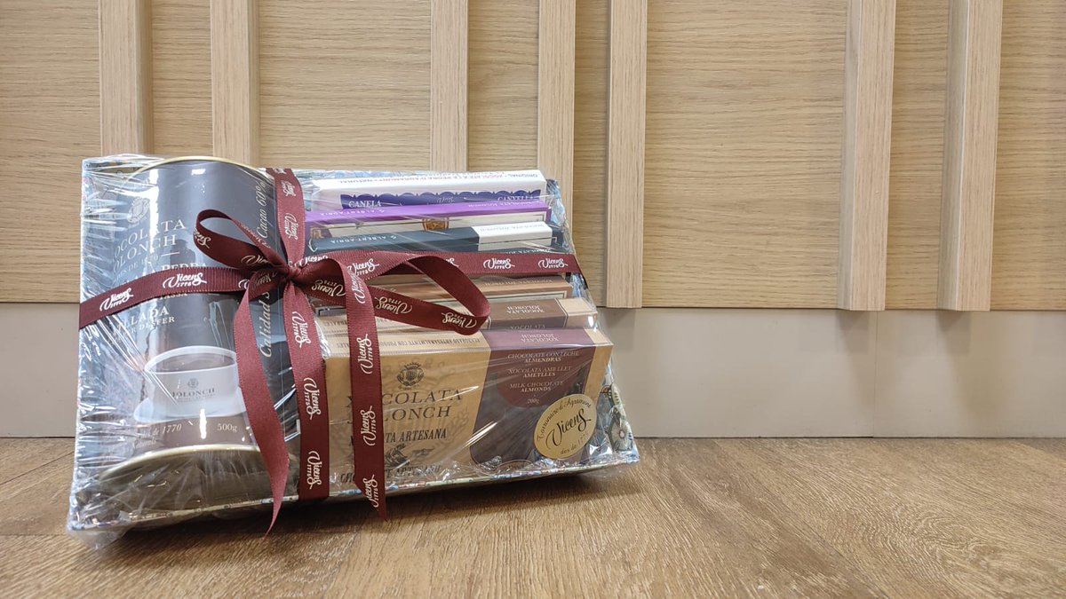 🍫 Dits a punt, perquè la cosa es posa ben dolça... És moment pel sorteig del lot de Xocolata Jolonch de @torronsvicens!

➡️ Per optar-hi, ens heu de seguir a X i feu RT d'aquesta publicació. Només teniu de temps fins a les 8h. Sort a tothom!!! #JolonchJolonch