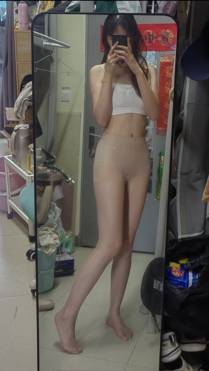 huaishidaybb's tweet photo. 宿舍版 https://t.co/60ejOlxQ6o