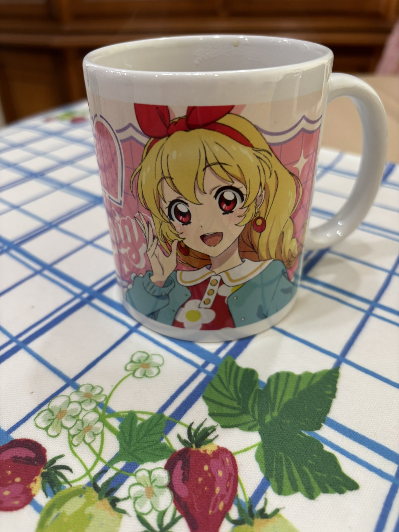 いちごパフェ☆画面•*¨*•.¸♬︎ アイカツ！TOP OF WORKS ～特盛いちごパフェ BOX～ - グッズ 這