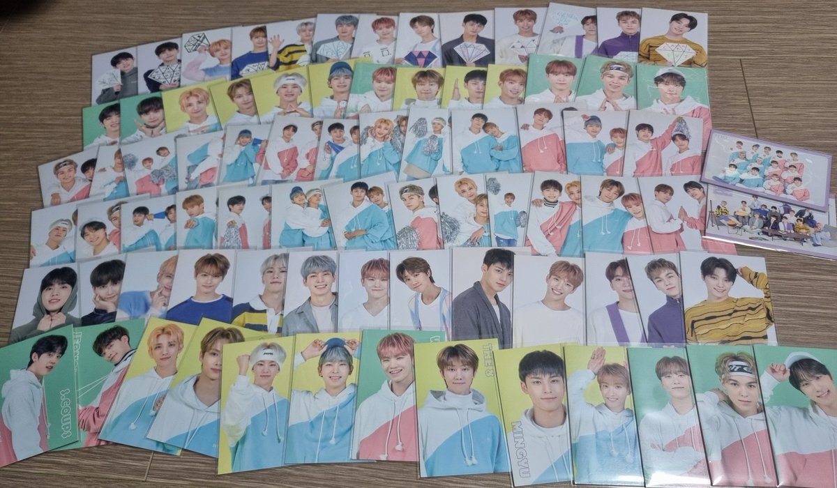 QandAde's tweet photo. 세븐틴 캐럿랜드 캐랜 트레카 80장 전체 모음
일괄 ALL 양도 45,000원 배송비별도
https://t.co/6cK2AiSBBL
SELL 포카 판매 2020 SVT 4TH CARAT LAND https://t.co/8pcNgBRtwd