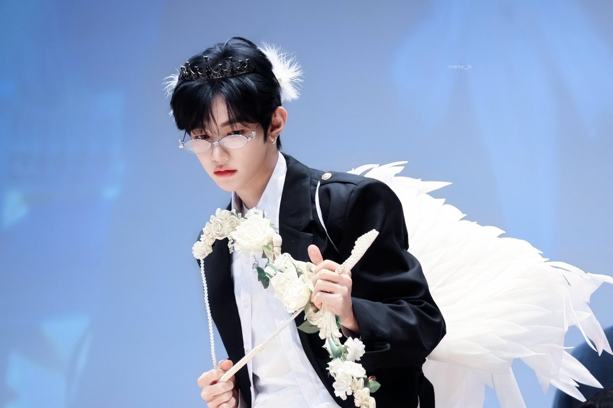 🖤🤍

【2025.03.14 MS 팬싸】
#ZHANGHAO #장하오 #ジャンハオ #章昊
#ZEROBASEONE #ZB1 #제로베이스원