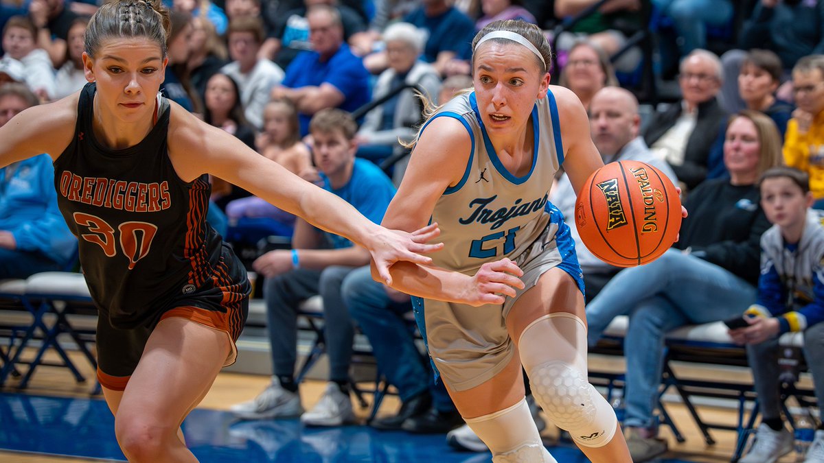 DSU_Athletics's tweet photo. W🏀RECAP:  @dakotastate_wbb pulls away past future Frontier opponent Orediggers 81-63

Trojans hit season-high 17 3-pointers (10 in 2nd half) to advance to #NAIAWBK Second Round Saturday at 6 p.m. versus Governors State (Ill.)

📰 https://t.co/7ZXO92L1KF

#TrojanNation⚔️ https://t.co/omtdAFg5HL