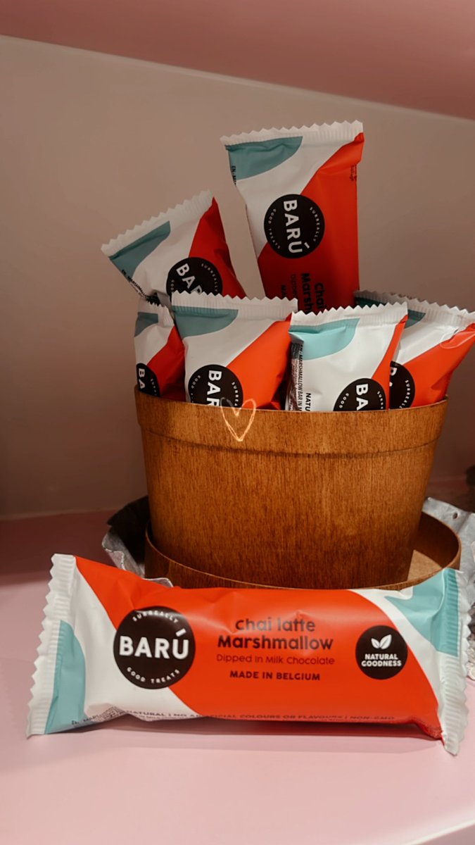 saria_dayo's tweet photo. BARUのチョコマシュマロが美味しすぎて本当に大好き❤
ベルギーのブランドで、色々な味があるけど私はこのチャイ味が好き！
とってもムチムチ食感のマシュマロで最高なんです！
表参道ショコラトルベで買えるからみんな食べて欲しい🤤 https://t.co/i0MALjGMvD