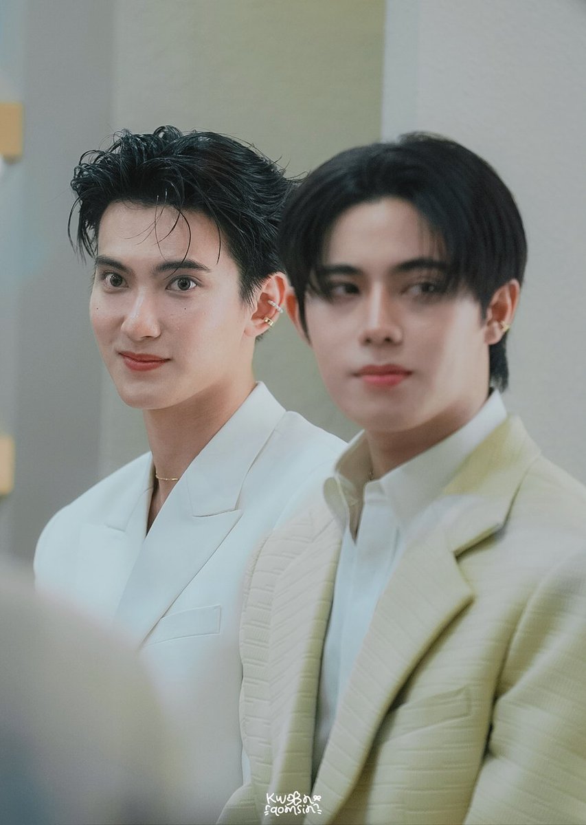 ออร่าความหล่อแสบตาเลยค้าบ ✨️
#TheGlamClinicxOhmFirst
#First_Chalongrat #รักแรกของเฟริสท์
#Ohmsarit #โอมสาริศ