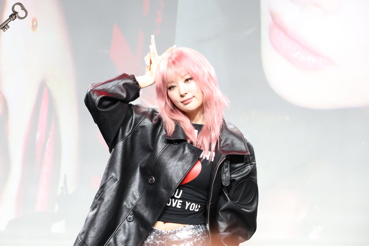 flsrha's tweet photo. 250315 슬기 음중 미팬

슬기 
#강슬기 #SEULGI 
#레드벨벳 #RedVelvet https://t.co/AXODdzSkeA