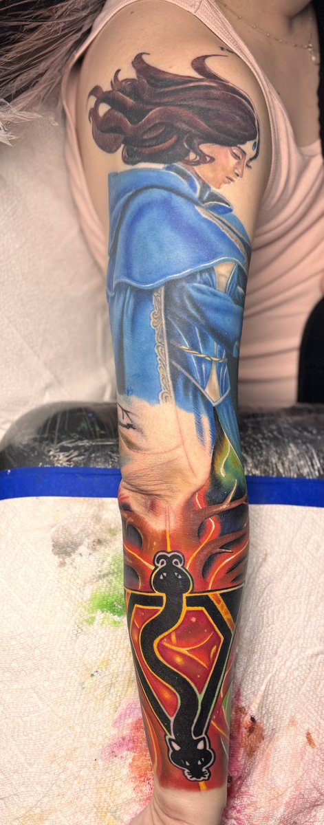 Almost finished! One more session to do some fill in and add the rising sun of Cairhein behind Moirain'es head.  #TheWheelOfTime