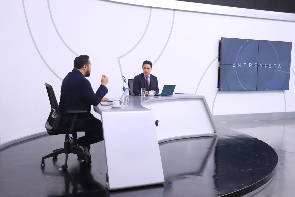 "Estamos viendo cómo el servicio del CAM se transforma", expresa el alcalde de San Salvador Sur, <a href="/MarioVasquezSV/">Mario Vásquez</a>.