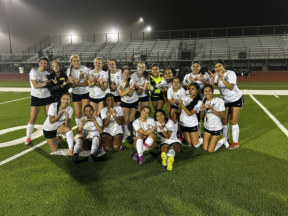 CISDSports's tweet photo. Your Lady Jackets seal up 3rd place with tonight’s win!  Playoff Bound! https://t.co/KK4g71ja1A