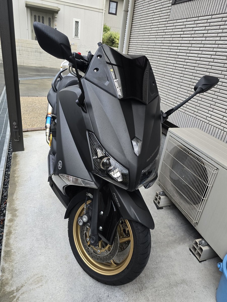 ukiukikintama's tweet photo. Tmax530 https://t.co/00sVHYmlgH