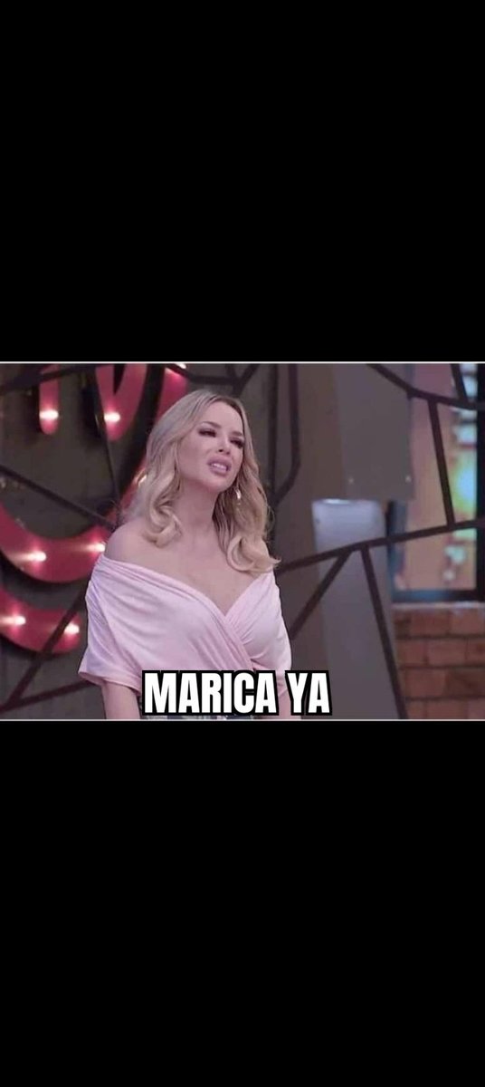 En vez de darle pantalla cada minuto al pesado deberían sacar mejor las recetas #MCCelebrityEc