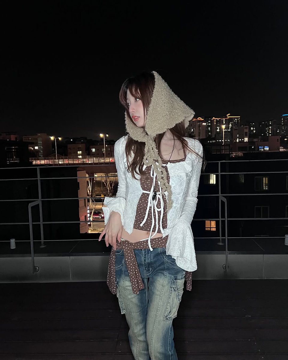 연니! tweet media