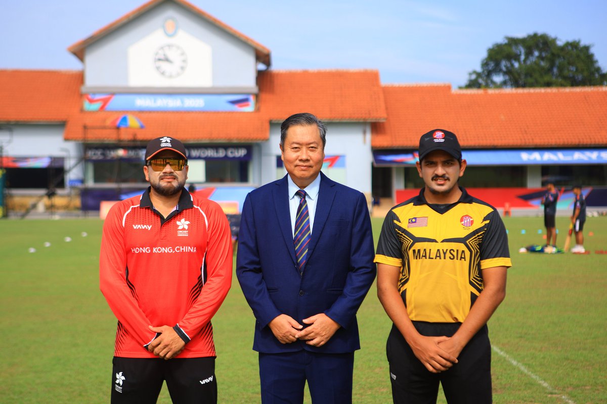 MalaysiaCricket's tweet photo. π The final league stage match of Malaysia T20I Tri Series is here: Malaysia faces Hong Kong
πͺ Malaysia won the toss and elected to bat first
πΊ https://t.co/IB0O5iyg5G
π’ https://t.co/RRdUpyAPoh
#MalaysiaT20I #MASvsHK https://t.co/EcBHq1oUj1