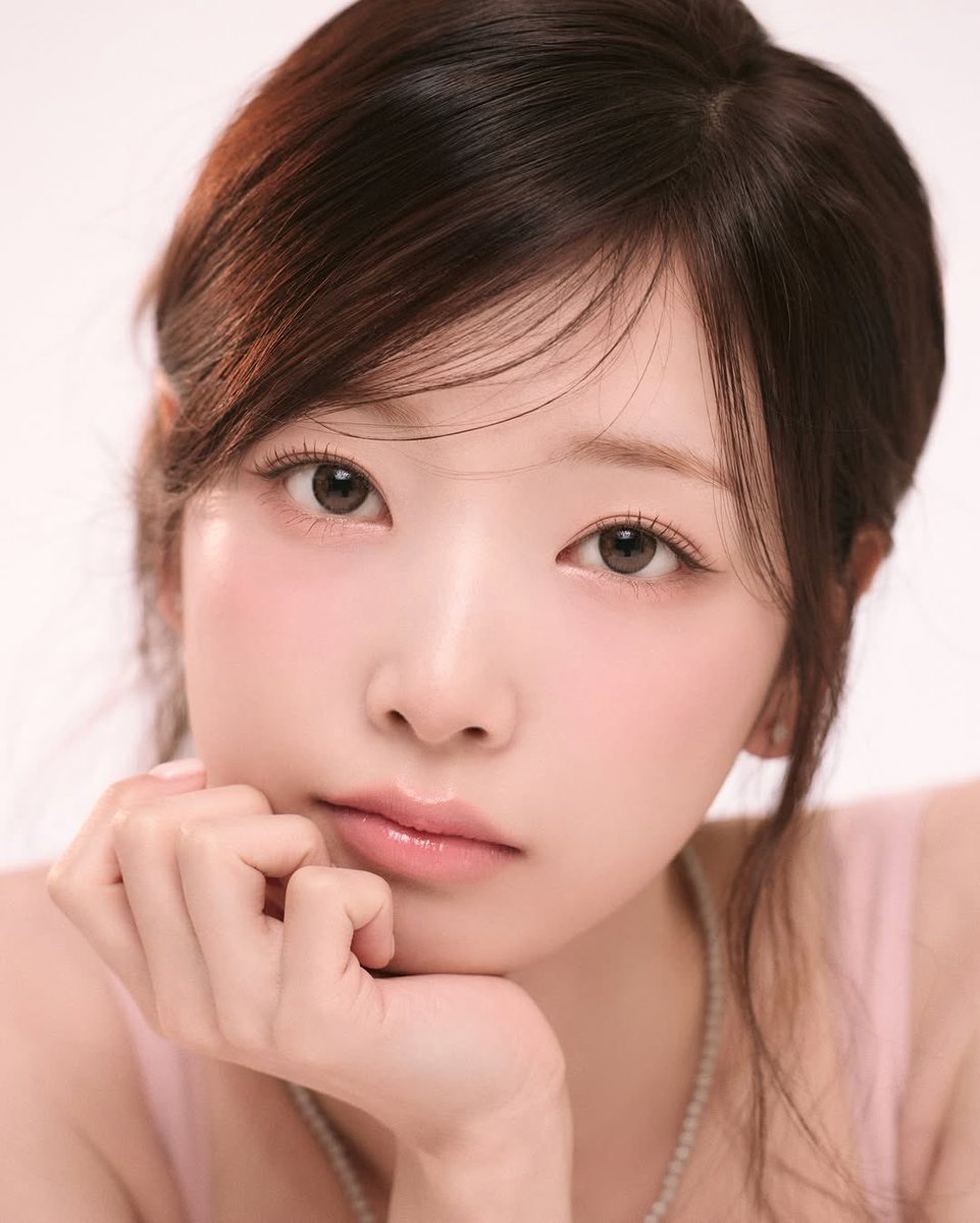 연니! tweet media