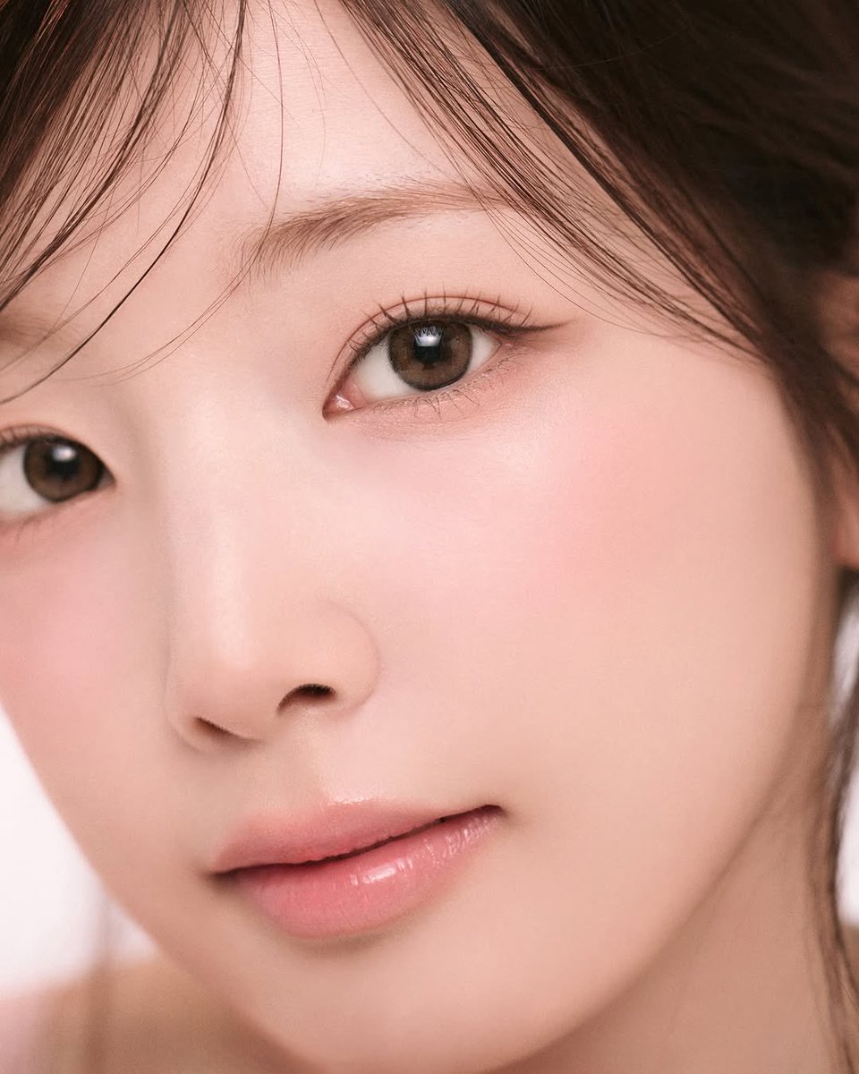 연니! tweet media