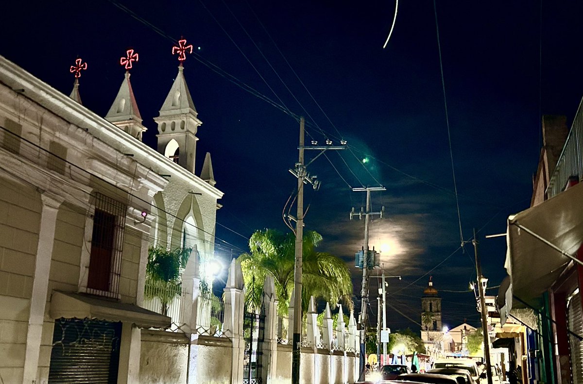 TonaltecaP's tweet photo. #Tonalá #Jalisco #México #Moon #Luna https://t.co/SKDmdFprV0