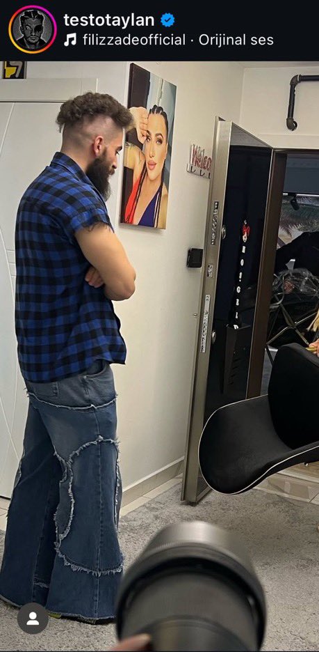 aq gizli topu saca basa sekle semale bak pantolonunu siktigim bi de gitmis kadina viagra hediye ediyo ulan sen once kullan dallama agirlik kaldirmaktan o ufacik sikin kalkmiyodur gizli top seni