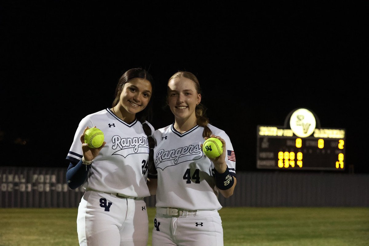 SVRANGERSB's tweet photo. We love to see it, @piper_moeller and @ava_capek2028 (grand slam)  bomb 💣💣 in today’s district game. 

 Ain’t Nothin Soft About It #swanginandbangin #passthebat #youhityougetit @CoachRandle23 @CoachAwolf @SVRANGERSB @THSCAcoaches https://t.co/gix4tayP5k