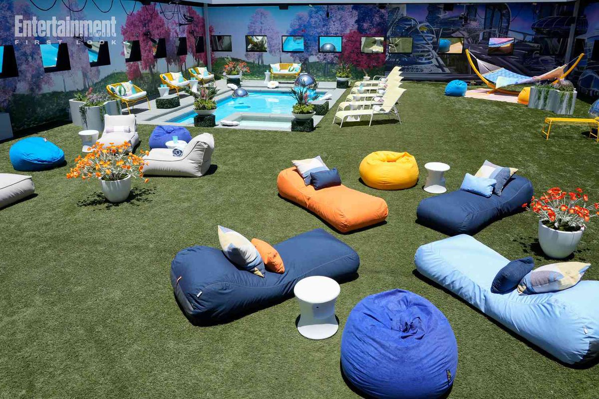 powerofvethoe's tweet photo. not my house but i know my way around #bb26 #bb27 https://t.co/TWvhGDa863