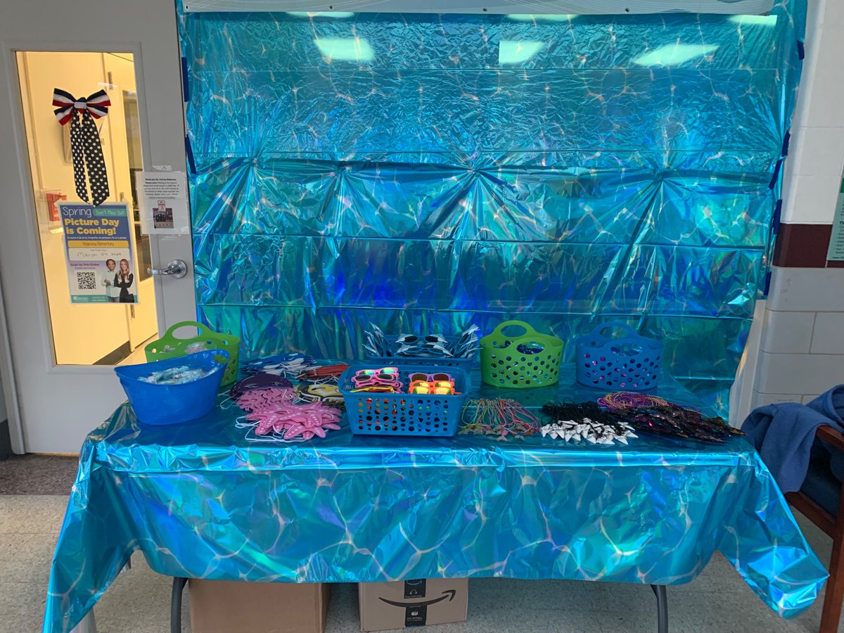Kristin Sym- EEE Global Studies Teacher @Ridgeway (@mrssymaacps) on Twitter photo Thank you <a href="/RidgewayPTA/">Ridgeway ES PTA</a> for such a fun Under the Sea dance! <a href="/RidgewayESAACPS/">Ridgeway Elementary</a> is the best! 🐴💙 Thank you <a href="/RidgewayPTA/">Ridgeway ES PTA</a> for such a fun Under the Sea dance! <a href="/RidgewayESAACPS/">Ridgeway Elementary</a> is the best! 🐴💙