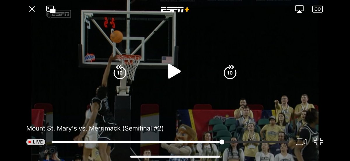 Daileyg13's tweet photo. @NelCastNY They took that goaltending bucket off the board for Merrimack and they lose by two🤦🏻‍♂️ https://t.co/hdyClk9QvL