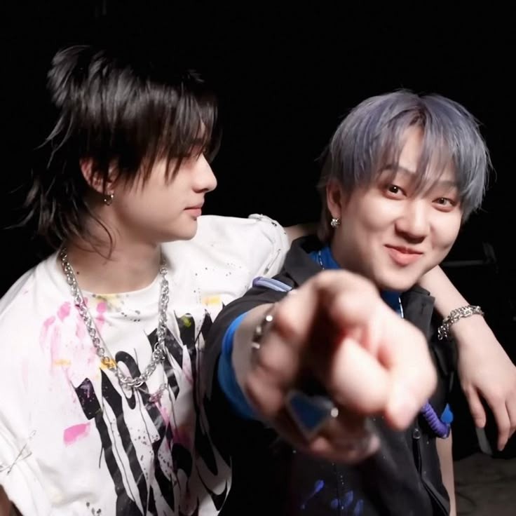 Vall25_'s tweet photo. Te amo putita del orto, siempre vas a ser el chan de mi chanlix  y el chang de mi changjin ♡ https://t.co/PsneR5eeve