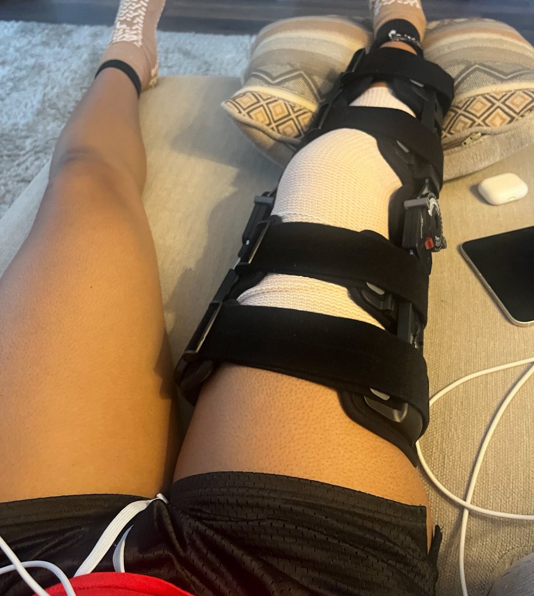 CoachKennyO (@coachkennyo) on Twitter photo Wishing <a href="/Chrissyrayne_/">Chrissyrayne_</a> a speedy recovery after her off season knee surgery. Young lady played on a damaged meniscus the whole season. Never complained just showed up and battled bigger players day in & day out. #BuiltDifferent
Sophomore season complete Junior season loading…. Wishing <a href="/Chrissyrayne_/">Chrissyrayne_</a> a speedy recovery after her off season knee surgery. Young lady played on a damaged meniscus the whole season. Never complained just showed up and battled bigger players day in & day out. #BuiltDifferent
Sophomore season complete Junior season loading….