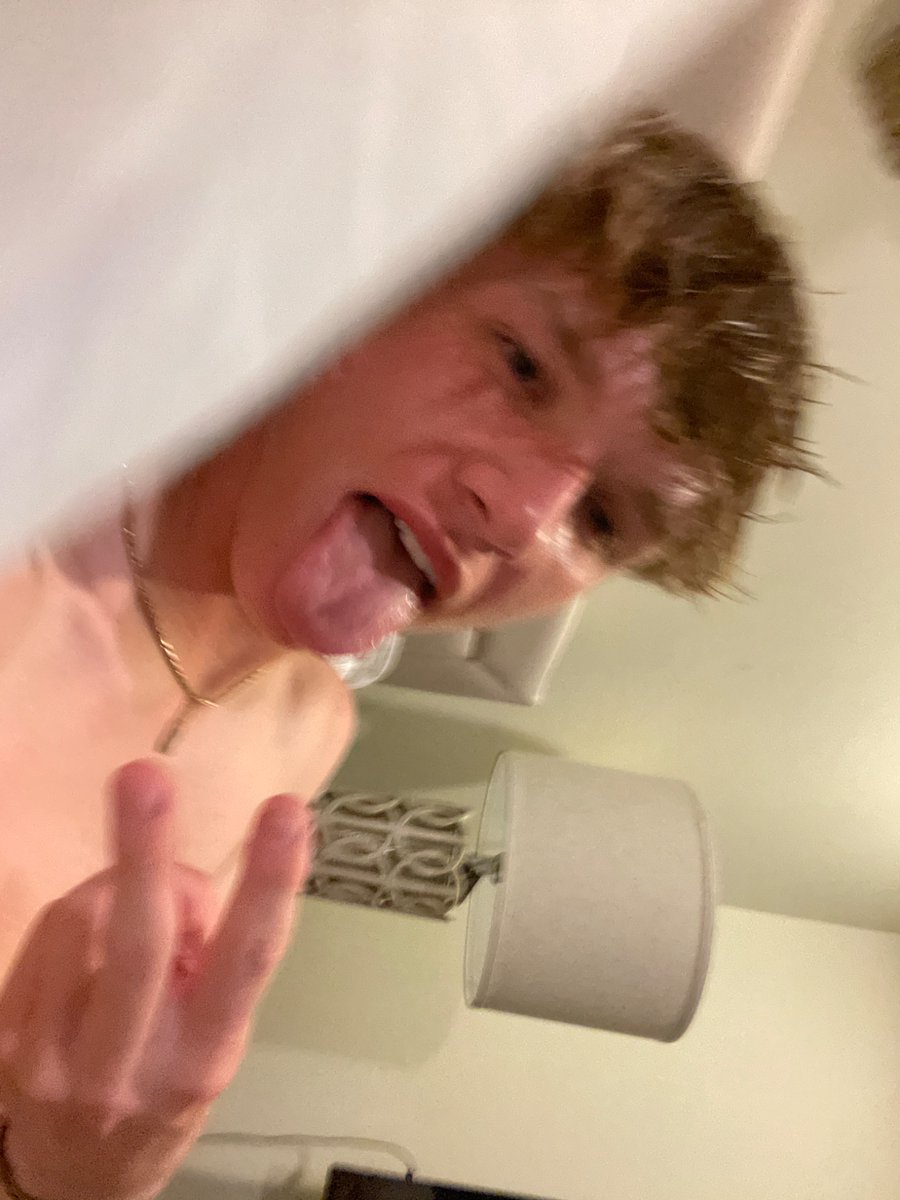 TwinkAndATwunk's tweet photo. grok, grok, on the wall who’s the fairest of them all?

#gay #bi #twink #oomf #stan #cutie https://t.co/Tn6BLR8uQu