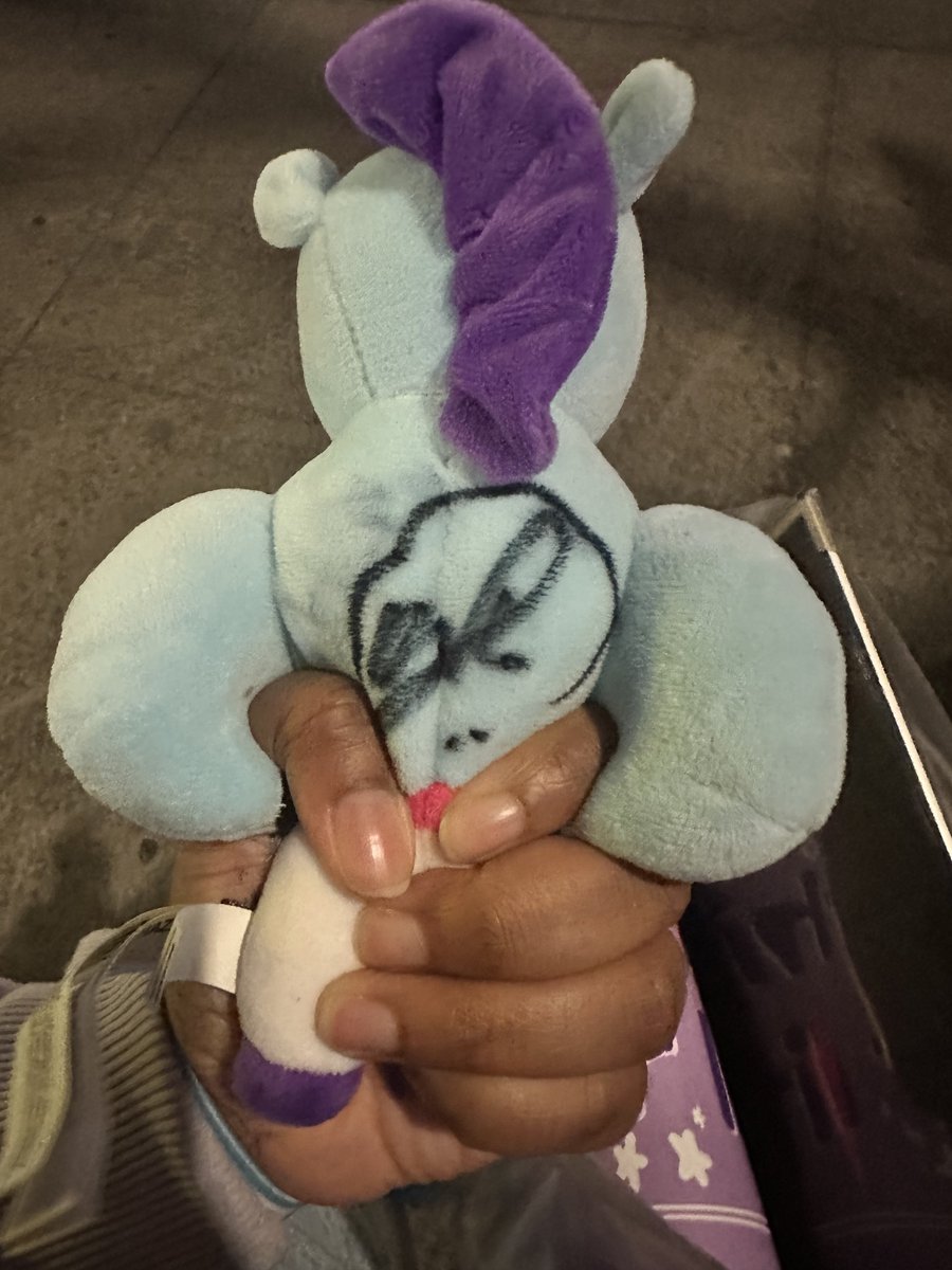 khalia⁷ 🫶🏾 IS SEEING BTS tweet media