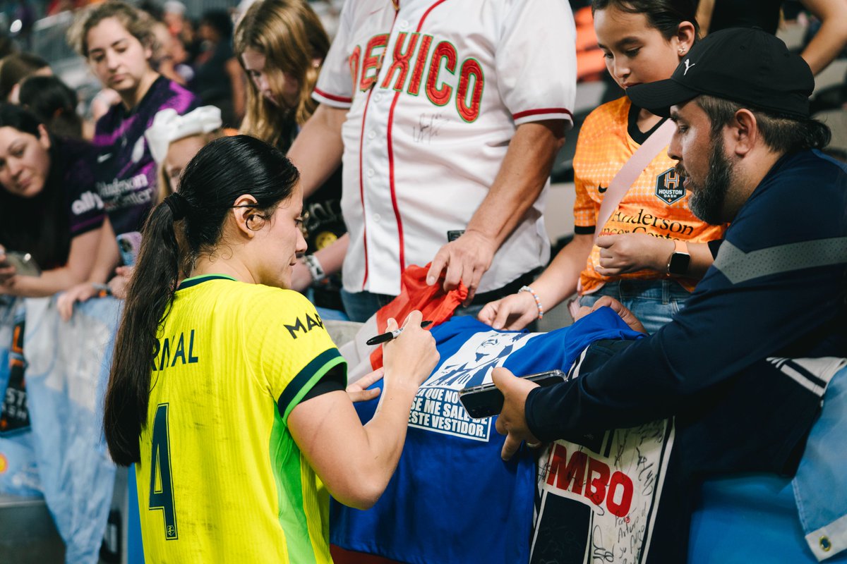 WashSpirit's tweet photo. All love for Rebe 💛 https://t.co/oQuffudnJG