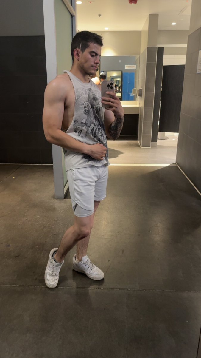 TheDanielSisneros tweet media