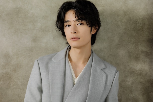 walkerplus_news's tweet photo. ／
塩野瑛久さん
サイン入りフォトを
1名様にプレゼント🎁
＼

1. 
@walkerplus_news
 をフォロー

2. この投稿をリポストで応募完了✨

締切：3/24(月)中

▼最新作情報
https://t.co/NyZGje2x06

▼インタビュー
https://t.co/yP9Zp7jO72

#塩野瑛久 https://t.co/p87eokHJCV