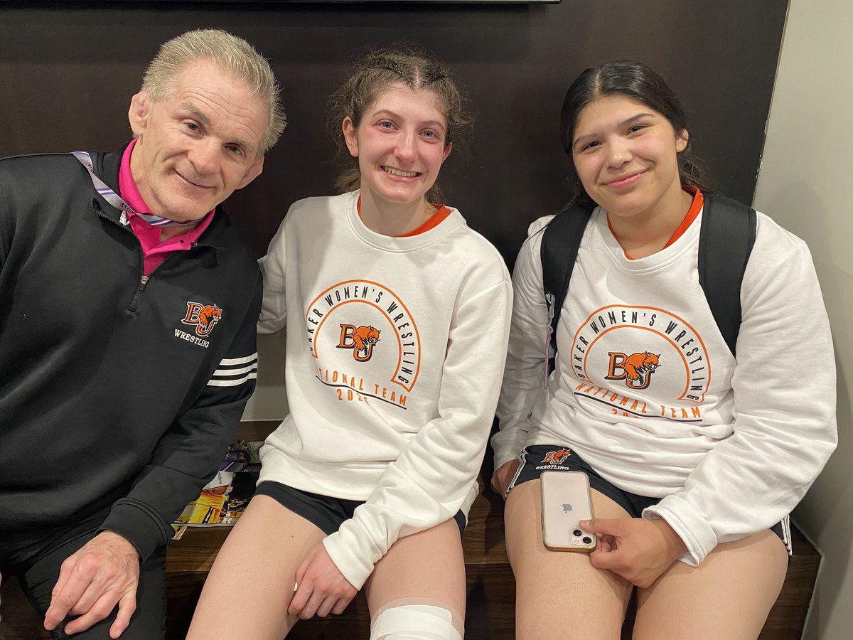 BakerWomensWR's tweet photo. Two more BU All-Americans to add to the list, and both are two-timers!

Kat Heath &amp; Jannell Avila will battle for podium spots tomorrow.

Pictured here with the coach who started the BU program, legendary coach Jimmy May. 

𝘽𝘼𝙆𝙀𝙍 𝙏𝙊𝙐𝙂𝙃 // ⬛️🟧 https://t.co/DmqFmCuVvb