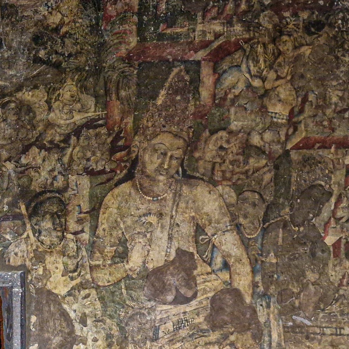 SamDalrymple123's tweet photo. Bizarrely, until the 1990s, they had never been comprehensively photographed or studied. 

And yet the paintings depicted here had an extraordinarily global impact on Asian art, influencing the artistic traditions of Afghanistan, Sri Lanka, China, Korea and Japan. https://t.co/F9hXgMmJbL