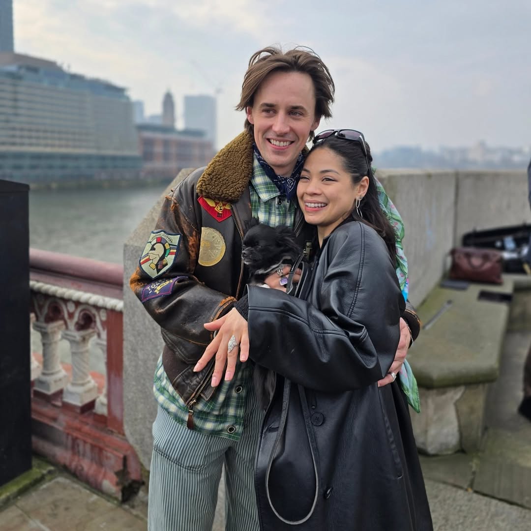 reeve and eva engagement photos guys