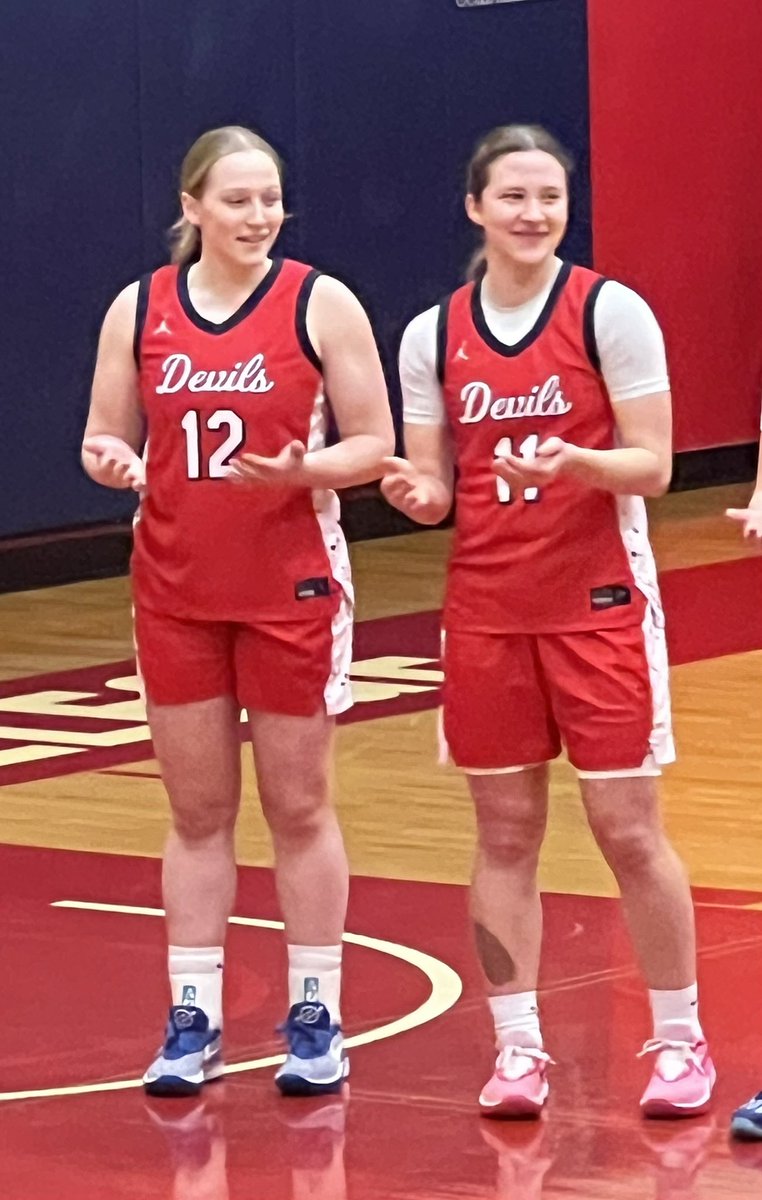 Great night on Tuesday watching these girls at the LCC Senior All-Star Game! Congrats to Karsyn on being Red Team MVP!🏀