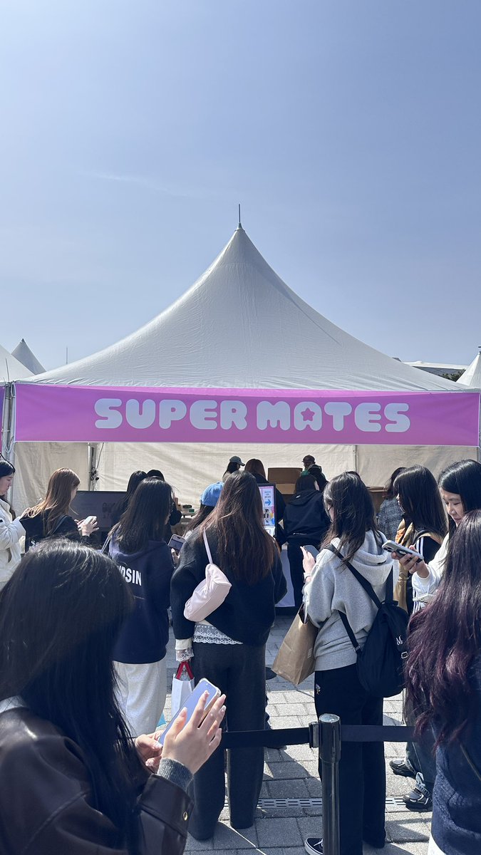 MaximoMari90926's tweet photo. #supermates #aespa https://t.co/zbamCsKNw6