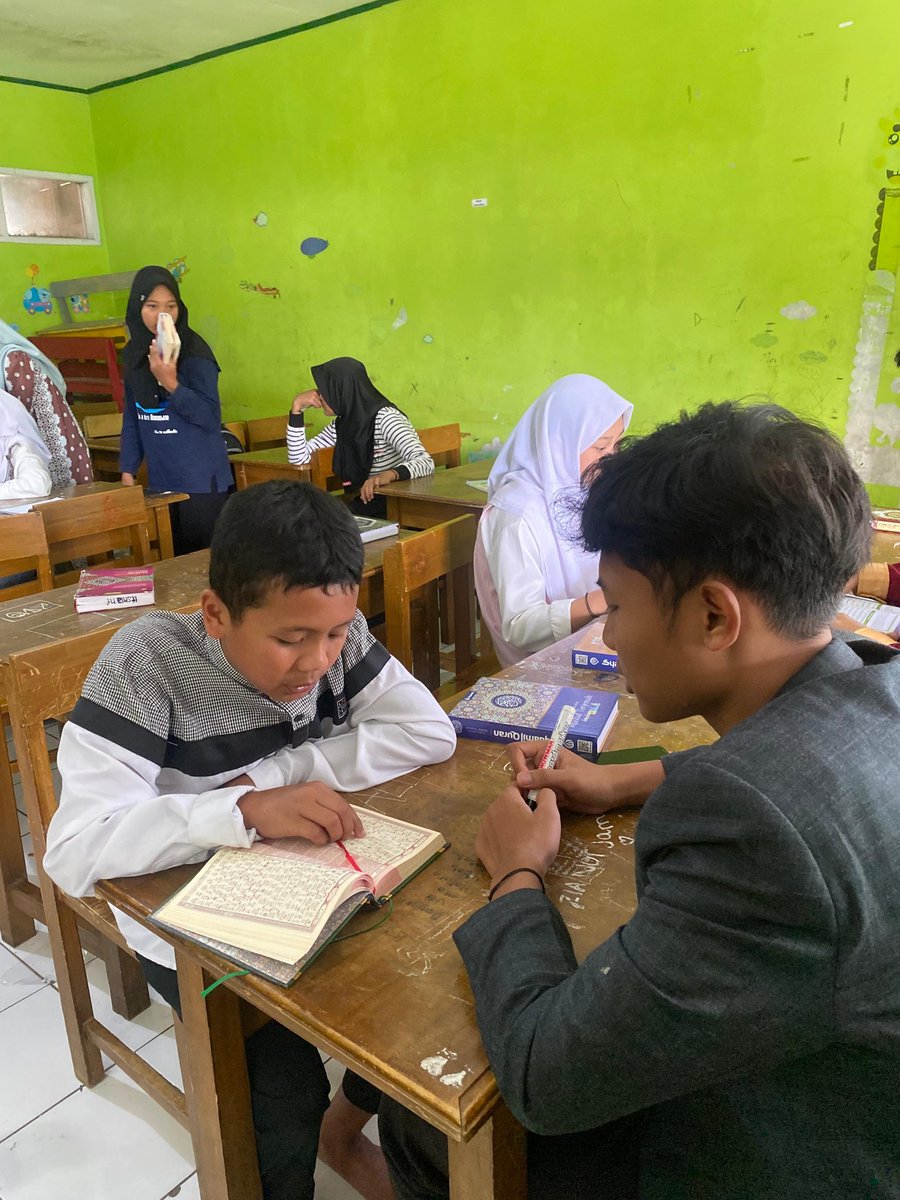 karimlevlup's tweet photo. klo di suruh ngaji kenapa pada susah banget si lo dek https://t.co/1wjFj8Plz6