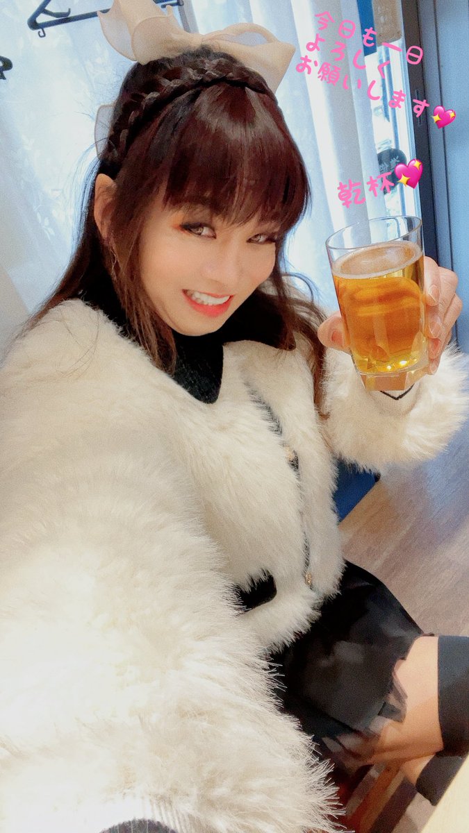 nabemasayo's tweet photo. こんにちわ💖
寒いけど土曜日楽しみましょ💖
今日も一日よろしくお願いします💖乾杯💖
⭐️15日(土)
#東金Dスター7
16:50open
17:00start
¥3000
#ROGANS
#こんにちは
#土曜日
#東金市
#楽しもう
#よろしくお願いします
#乾杯
#saxophone
#NASA
#なさ https://t.co/YIYeIN7t8t