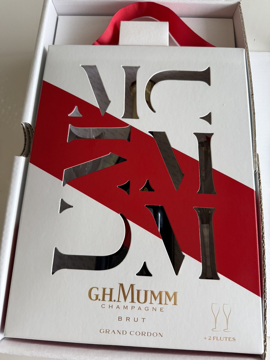 favyle's tweet photo. 当選❤️

#シャンパーニュの神様ありがとう
#好きなことで人生楽しむ
#mumm #マム #ghmumm #champagne #Champagnr https://t.co/GZzSAGjDR7