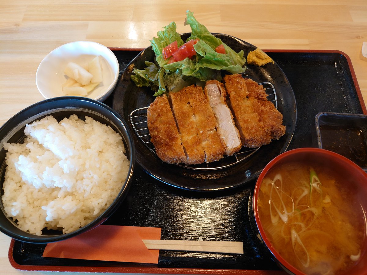 ザクロ®️X【公式】💩 on X