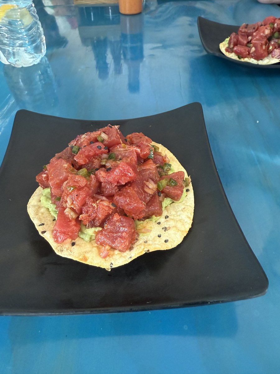 Talia and I spent the day yesterday exploring Puerto Vallarta’s incredible seafood scene with #VallartaFoodTours, and it did not disappoint. Every stop had something unique to offer, from fresh ceviche to perfectly grilled tacos.